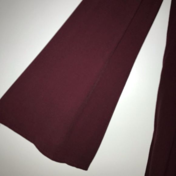 LIKE NEW Kendall & Kylie Maroon Mini Dress Small S - Picture 3 of 8